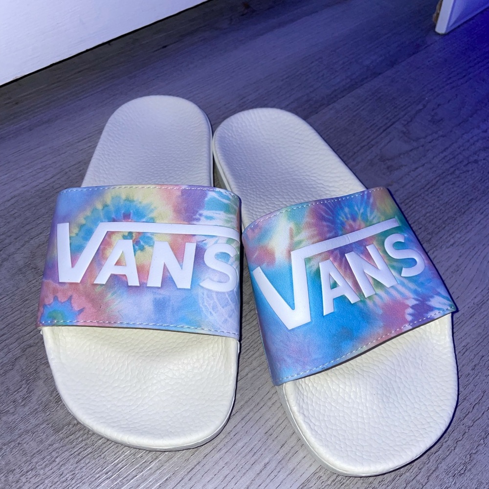 Vans slides
